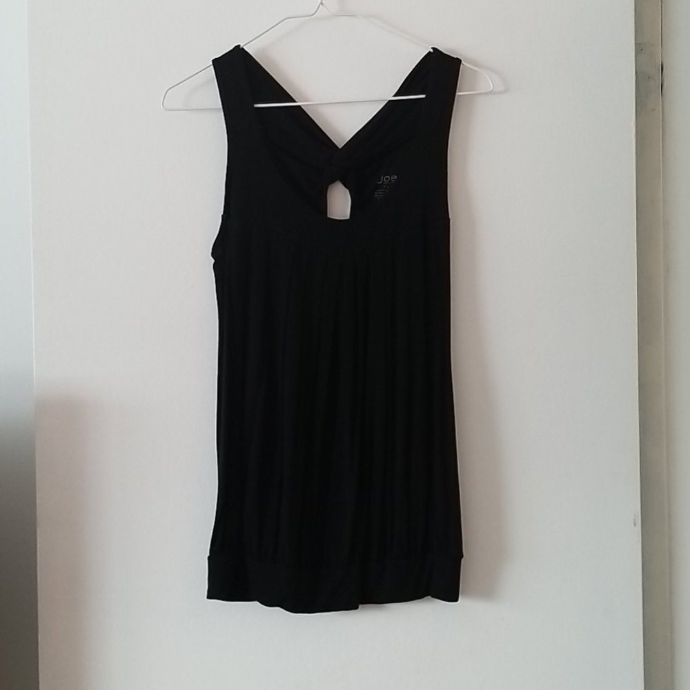 Black Tank